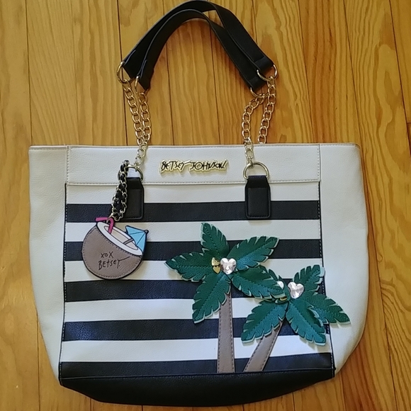 Betsey Johnson Handbags - Betsey Johnson palm tree bag + clutch